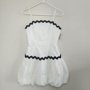Women's Bubble Skirt Dress Sz Small NWT